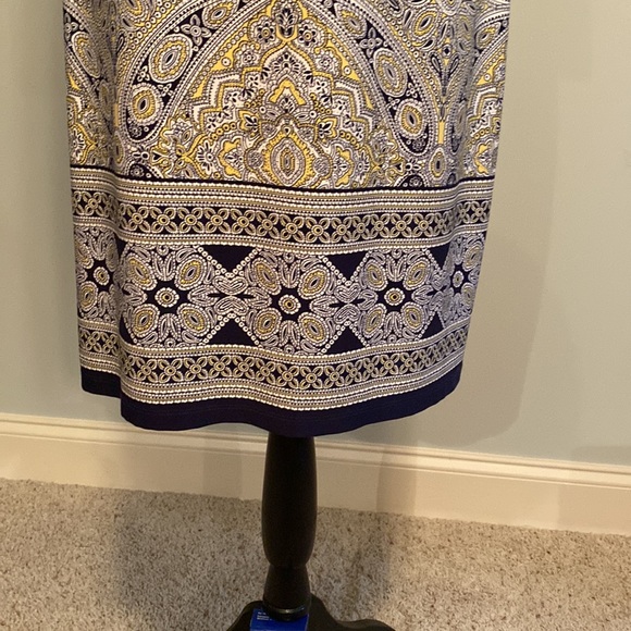 Spring/Easter Dress - Picture 4 of 5